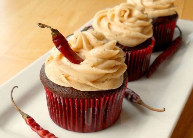 662460 Cinco de Chili Chocolate Cupcakes with Chili Cream Cheese Frosting Photo by CookinBug 650x465