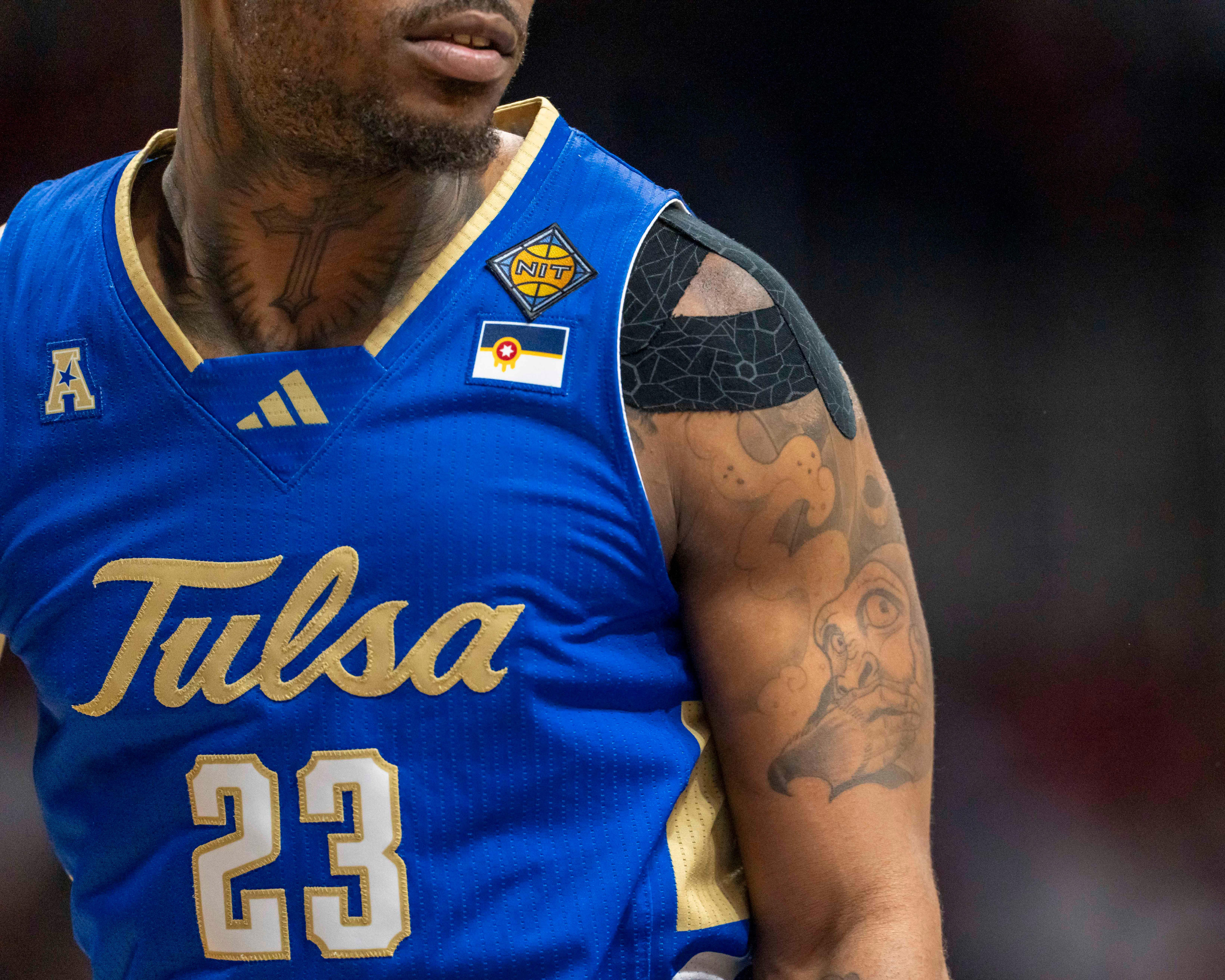 Who does Auburn basketball face in 2026 NIT championship?