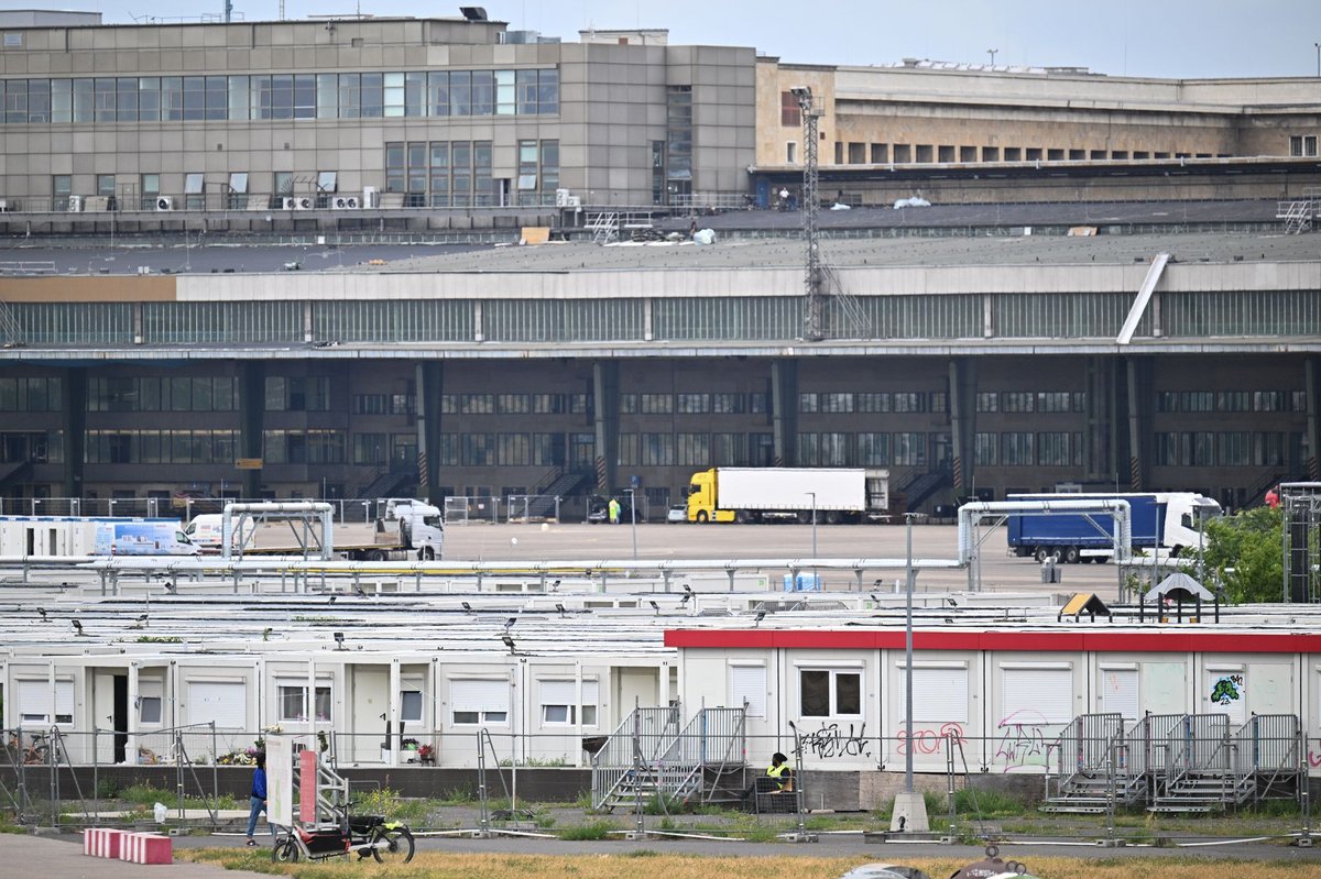 Tragödie in Berlin-Tempelhof: Mehrere Tote in Flüchtlingsunterkunft