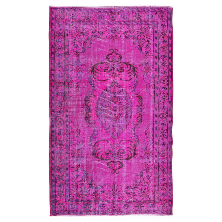This interior designer says the 'wrong' rug can instantly elevate your ...