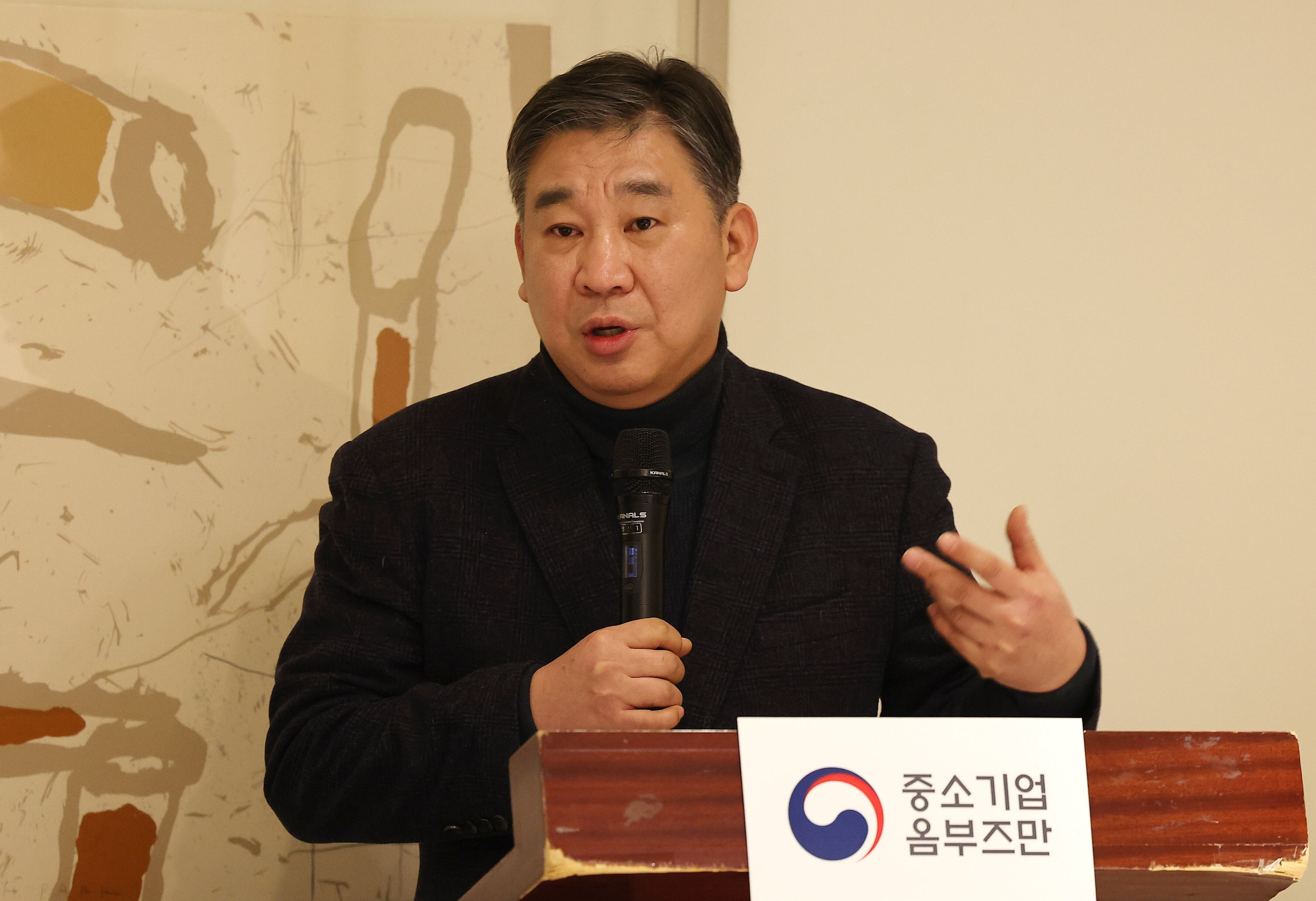 Government to reform 251 hidden regulations easing SME burdens