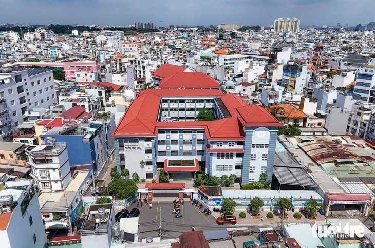 Đồng bộ giữa phòng học và đội ngũ giáo viên