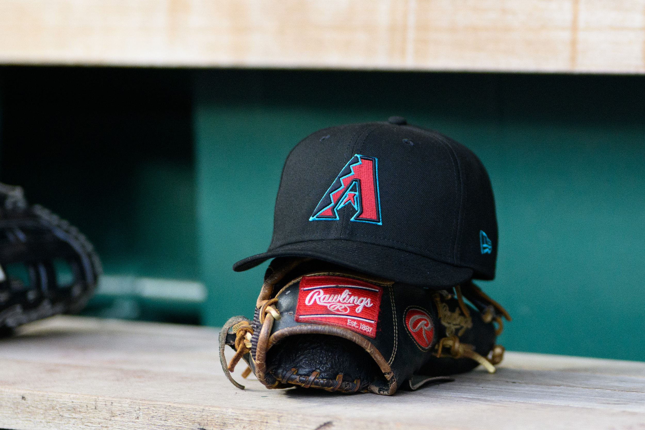 Diamondbacks fan injured after fall over railing at Chase Field on ...