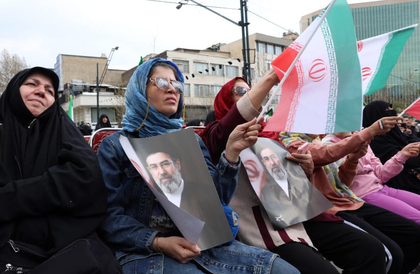 Trump's contradictory messages on Iran: What comes next?