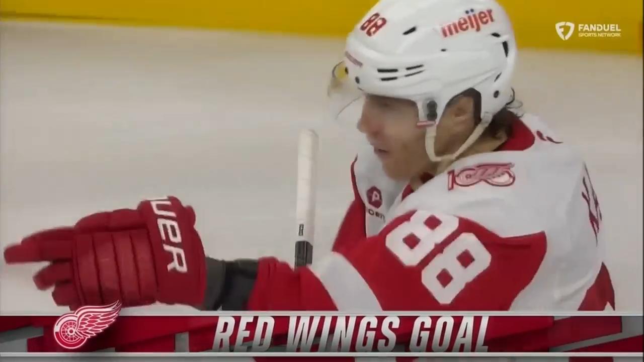 Red Wings beat Flyers 4-2 in a playoff-race swing