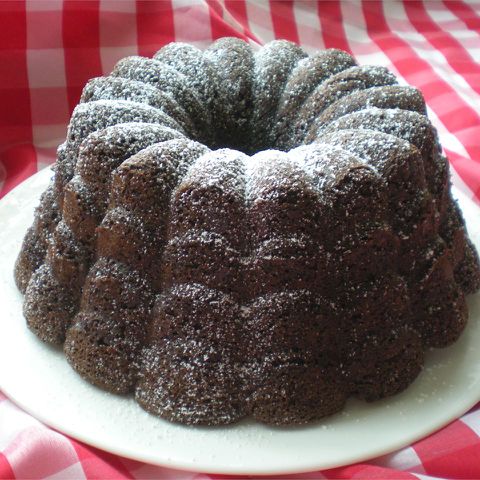 chocolate bundt cake with powdered sugar