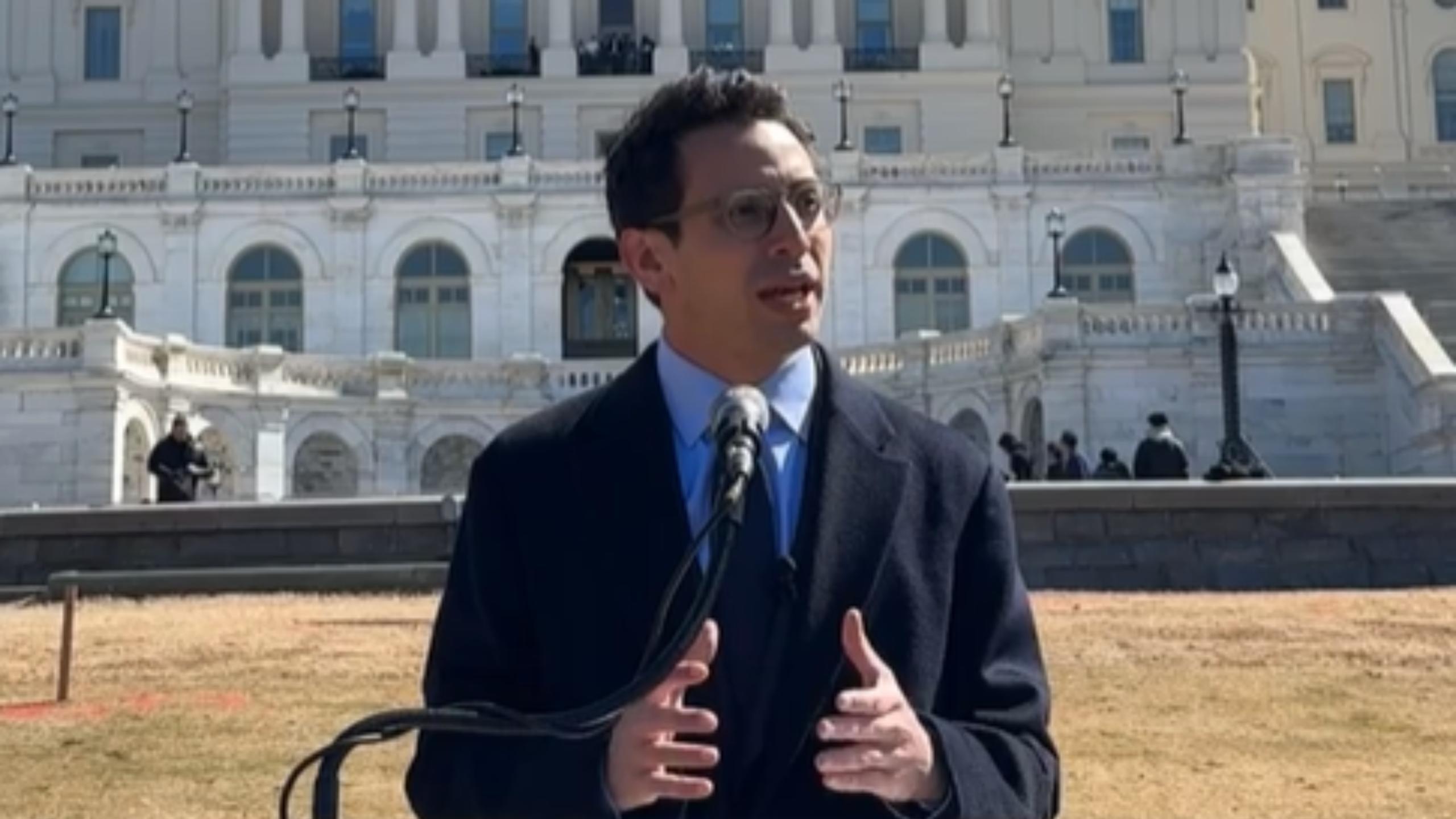 Gubernatorial candidate James Fishback yells at streamer over alleged ...
