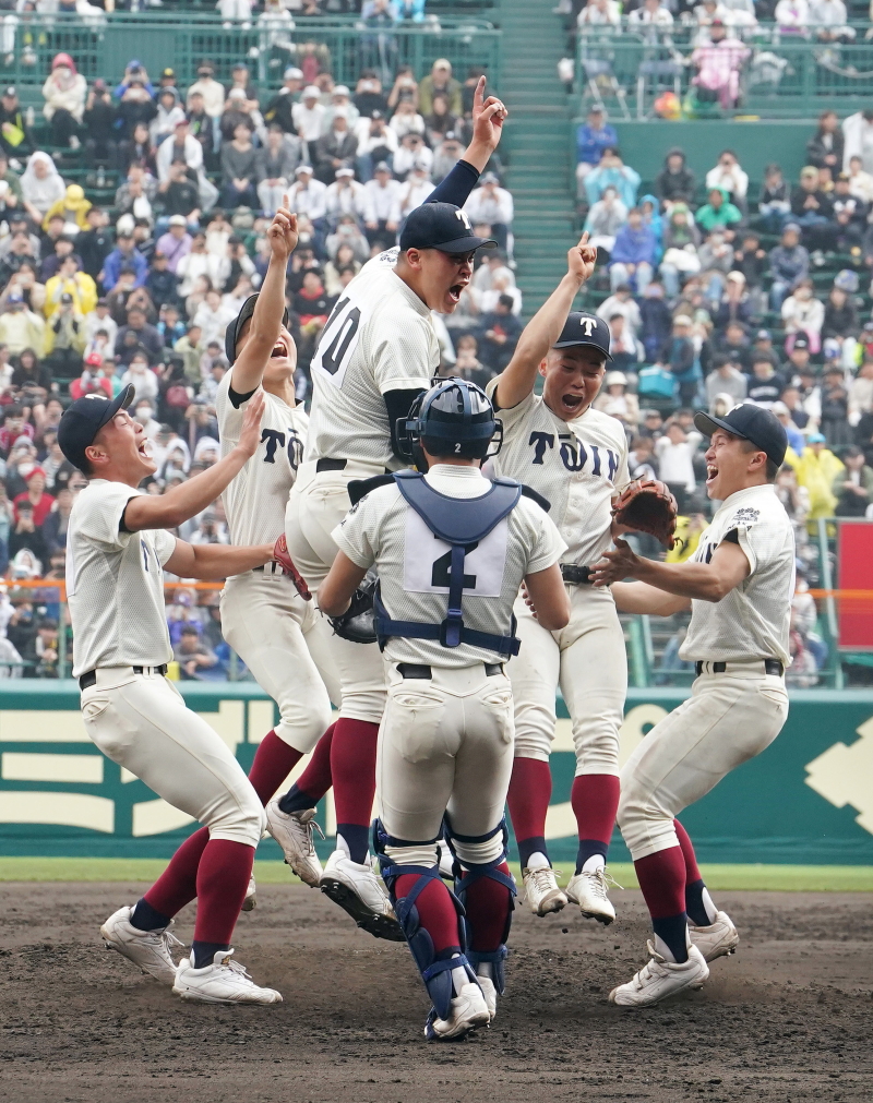 大阪桐蔭が4年ぶり5度目のセンバツ制覇