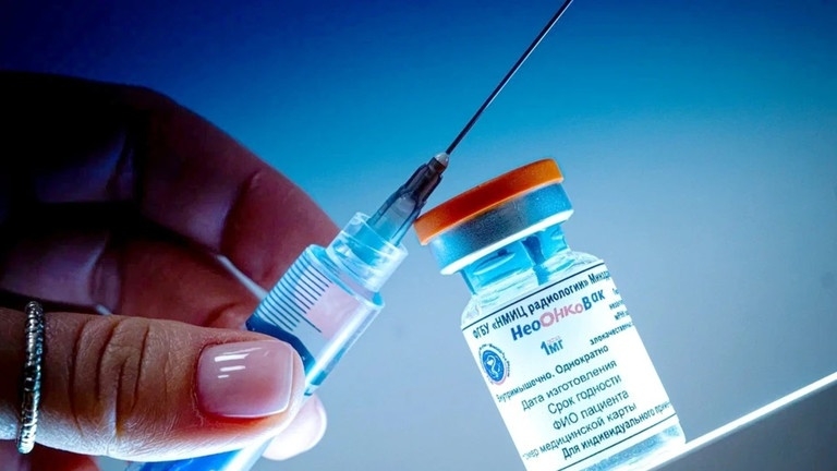 Bệnh nhân Nga đầu tiên được tiêm vaccine ung thư