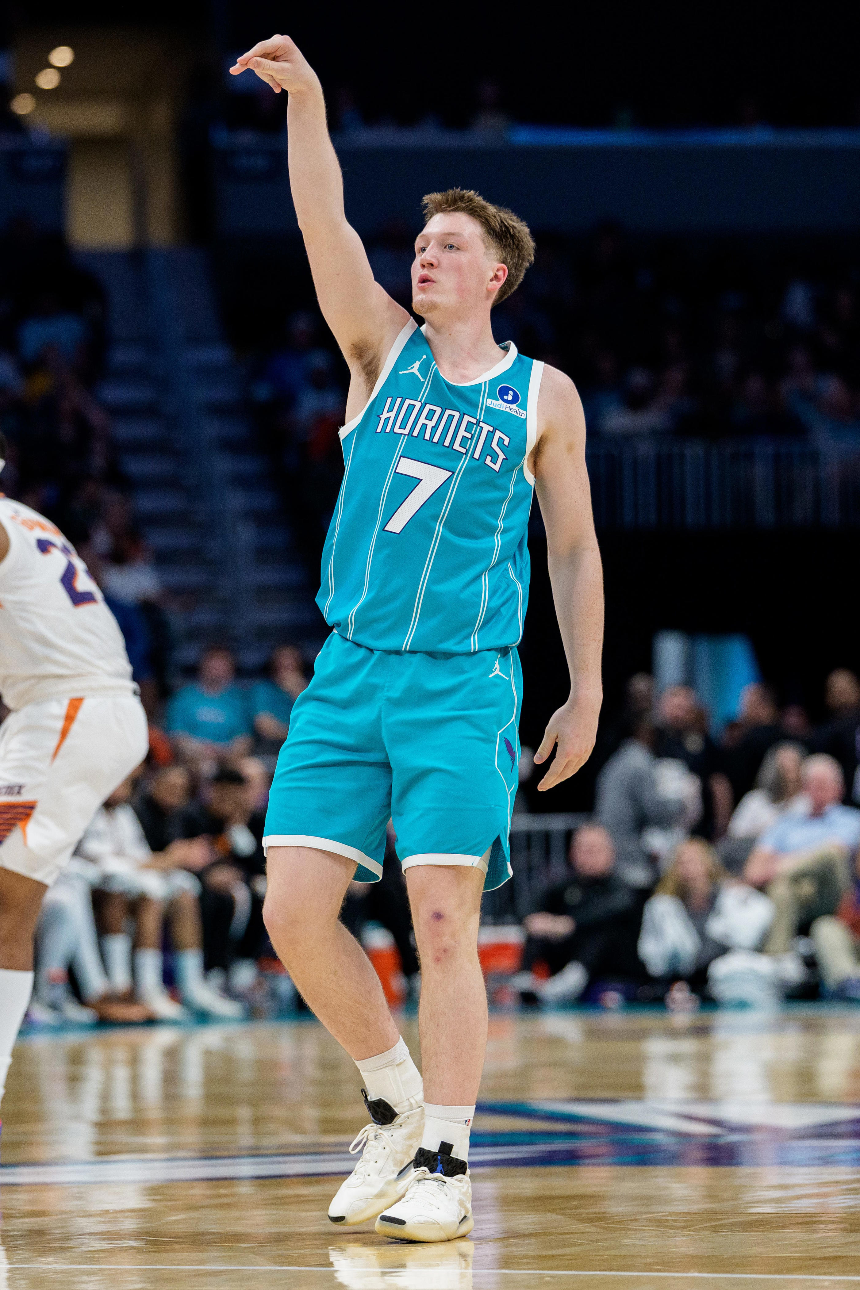 Kon Knueppel breaks Hornets record, boosts NBA Rookie of the Year case