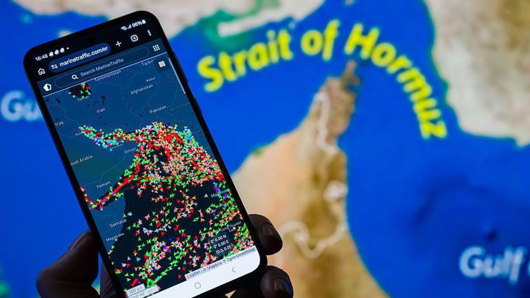 APBN diprediksi hanya mampu menahan kenaikan BBM dalam hitungan minggu