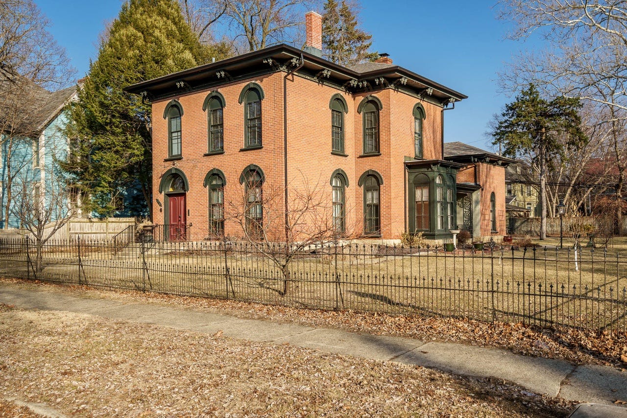 On the market: Rockford area home has period millwork and two kitchens