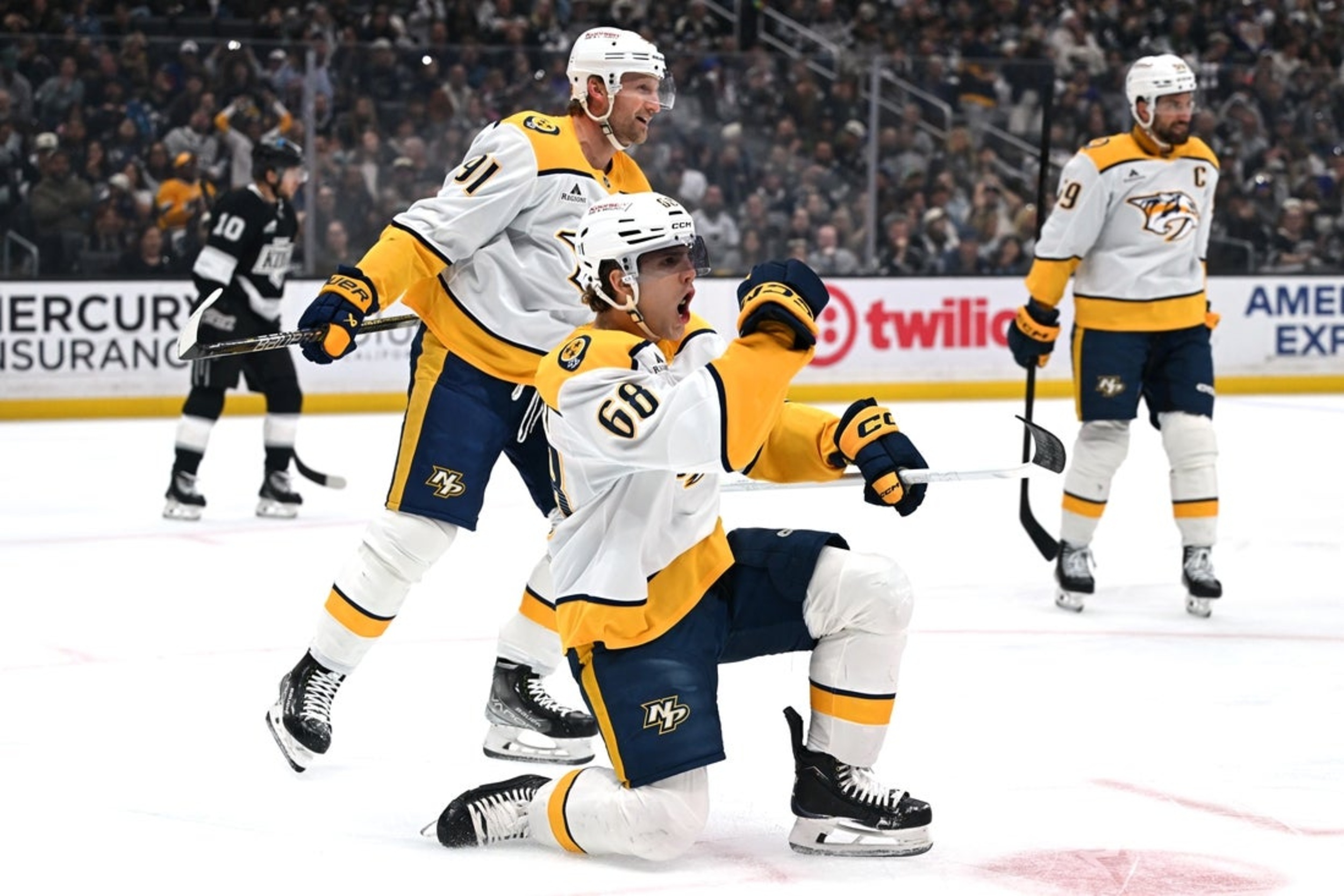 Predators give up big lead, then edge Kings in shootout