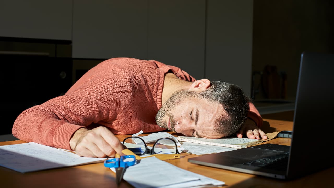 Want better sleep? Experts recommend the 7:1 sleep rule for healthy living