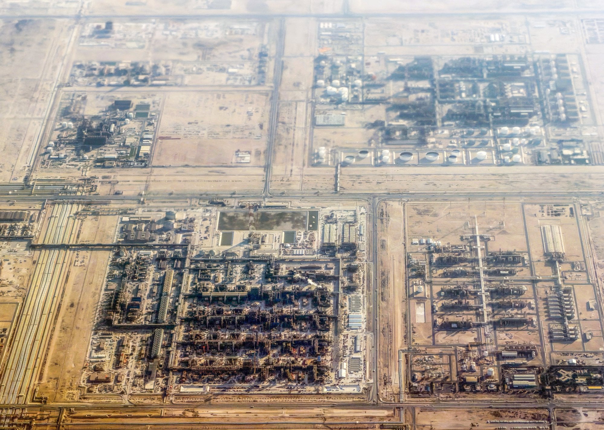 Helium supply shock threatens Asian chipmakers as economic slowdown ...
