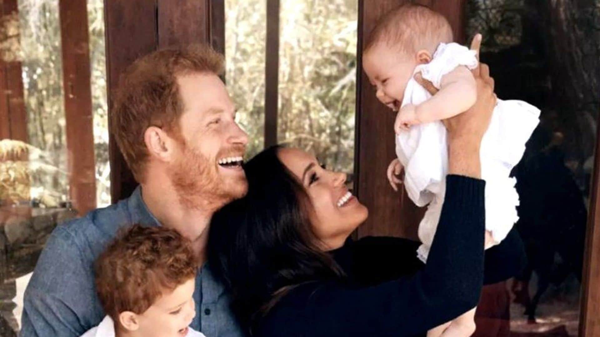 Archie, el vivo retrato de Harry con tan solo seis años, durante la ...