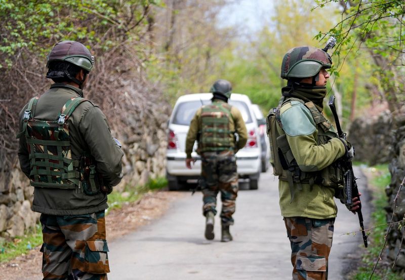 J-K lieutenant governor orders magisterial probe into Ganderbal encounter