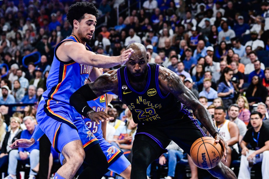 How LeBron James, Lakers pull off the upset over Thunder