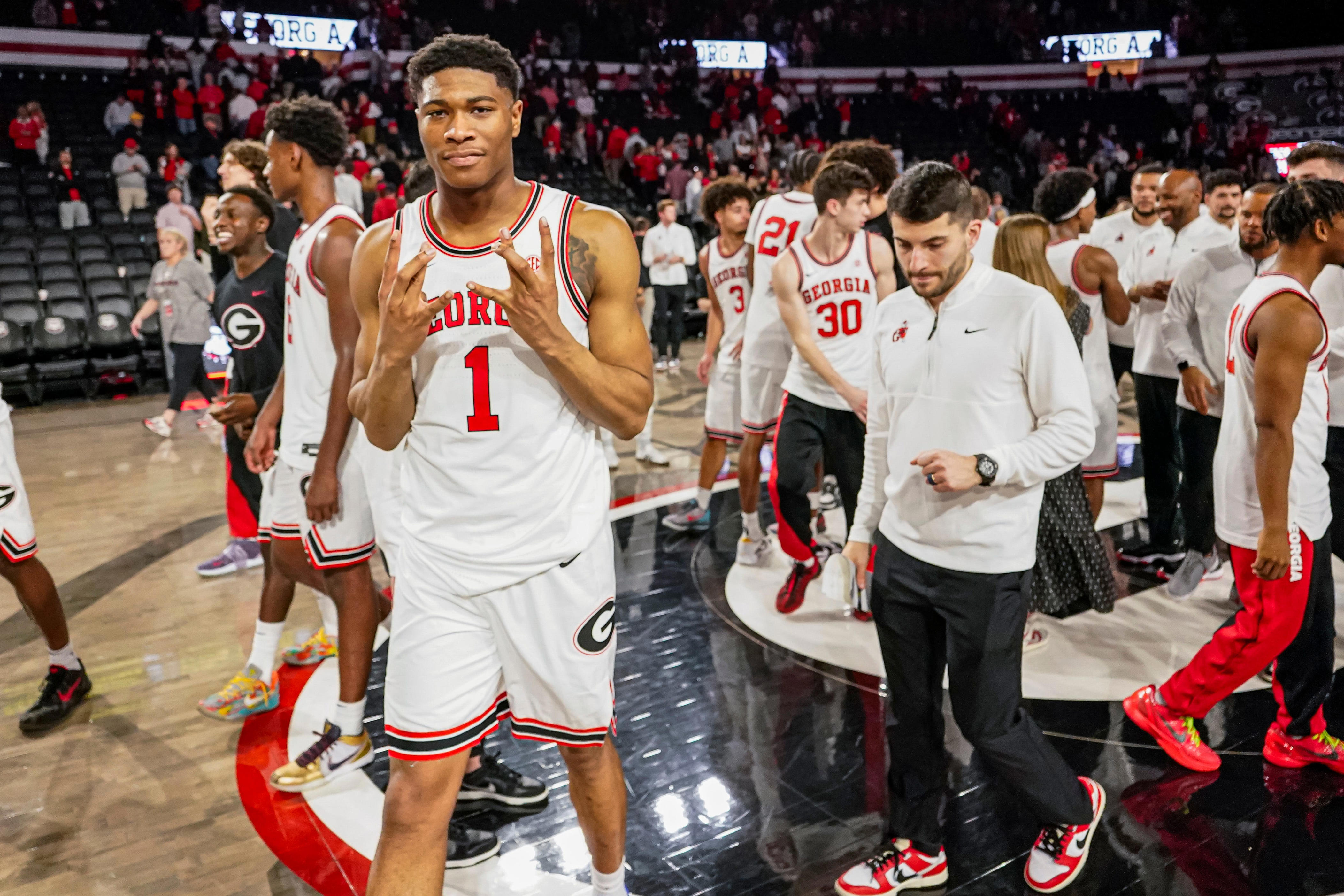 Georgia forward Kareem Stagg makes stay-or-go decision