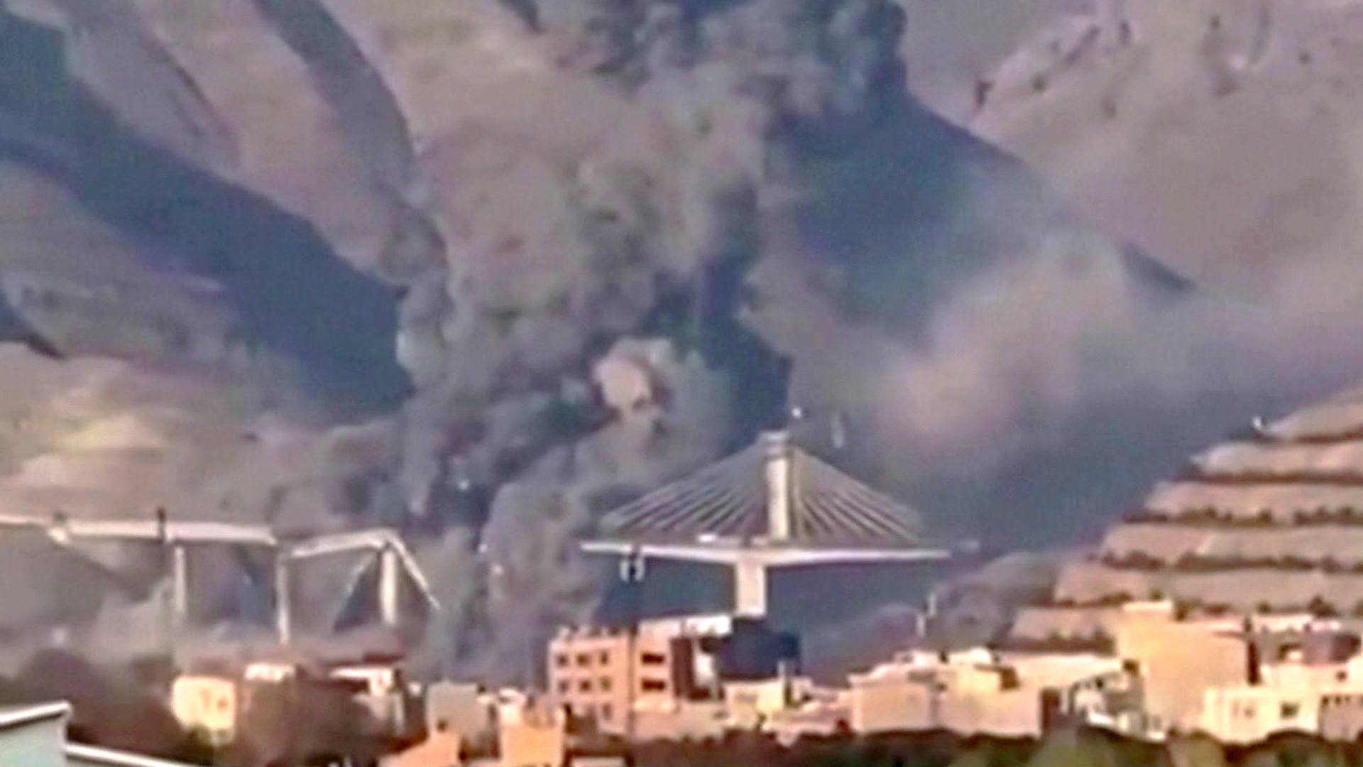 US military destroys bridge near Tehran in new airstrike