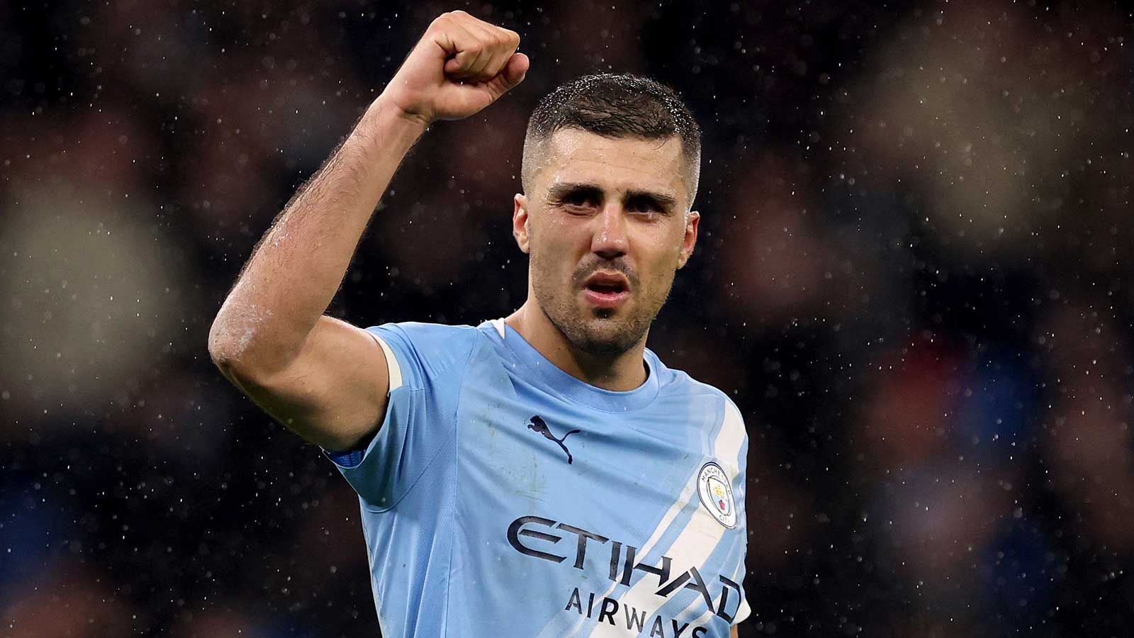 Man City table new contract offer for Rodri amid Real Madrid transfer ...