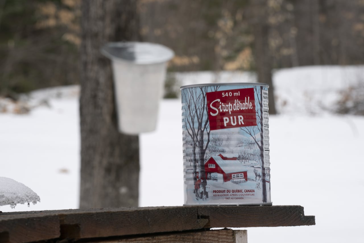 Some grocery stores pull bogus maple syrup after Radio-Canada investigation