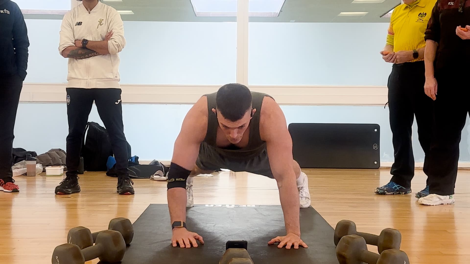 Most push-ups to planks record