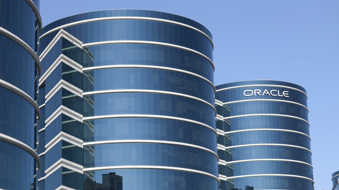 Oracle’s co-CEOs deliver explosive growth, but stock plunges 50% in ...