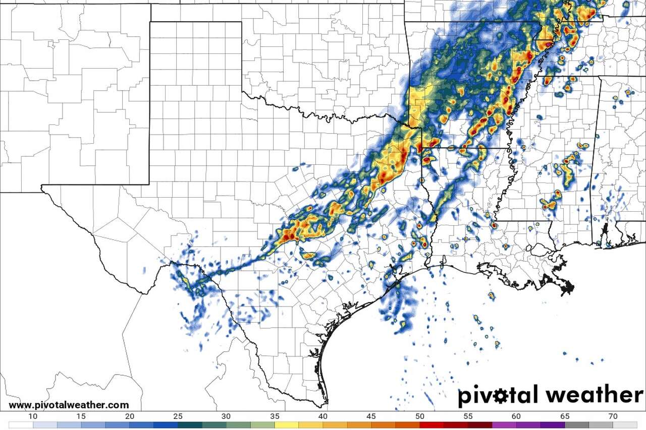 Expect a rainy Saturday in Houston. Here's the latest timeline for storms.