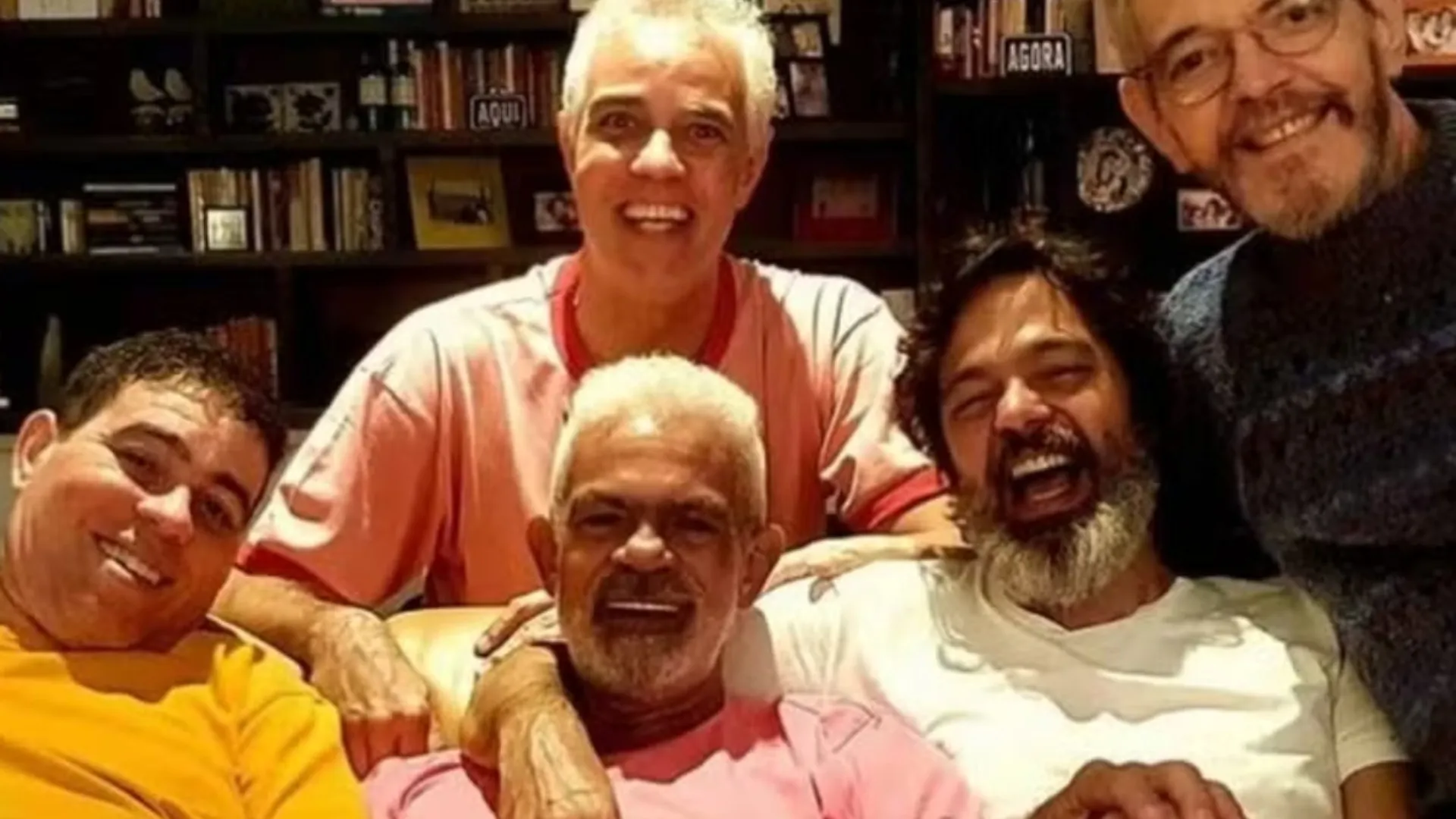 Vai jogar botão com papai: Bruno Mazzeo se despede do irmão Duda Anysio