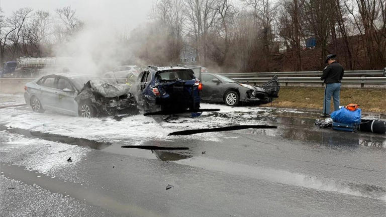 Car catches fire after multi-vehicle crash on I-295 in Yarmouth