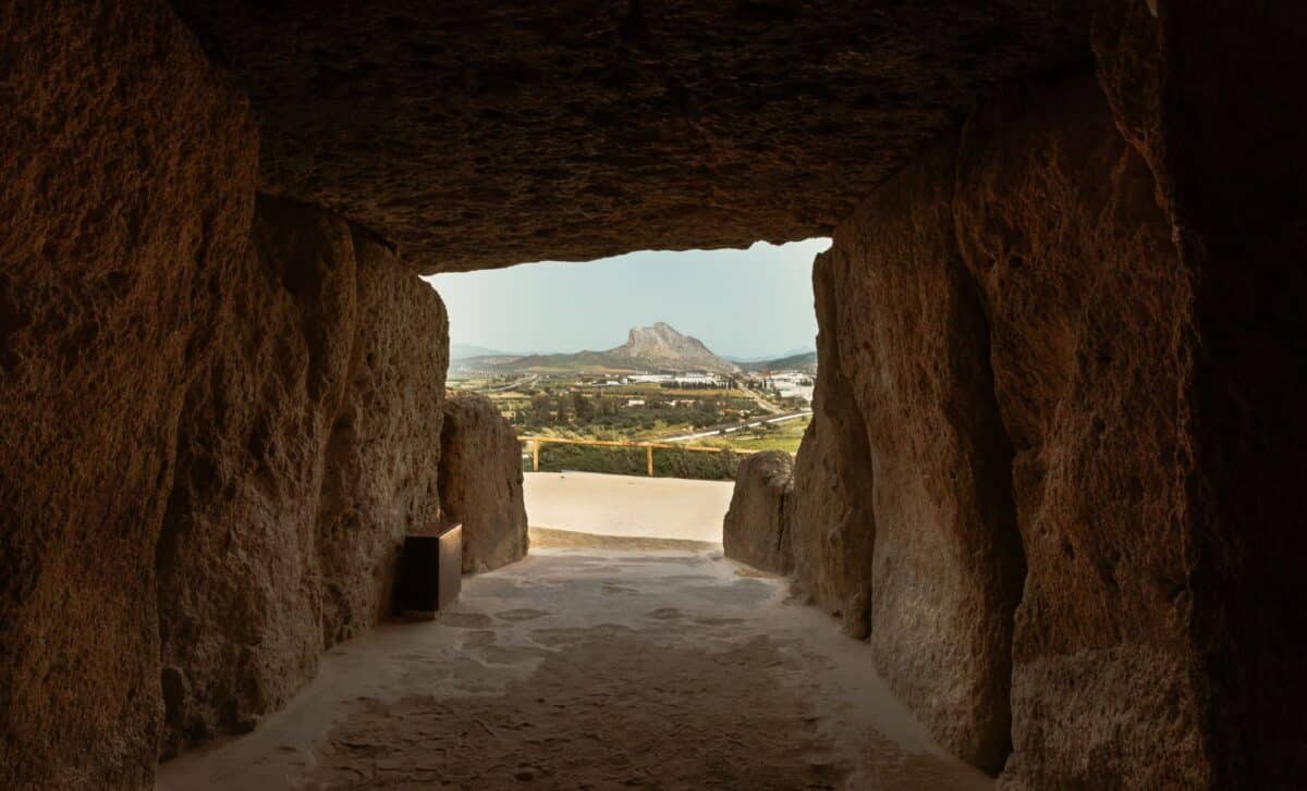 Scientists opened a 5,000-year-old megastructure, and found evidence it ...