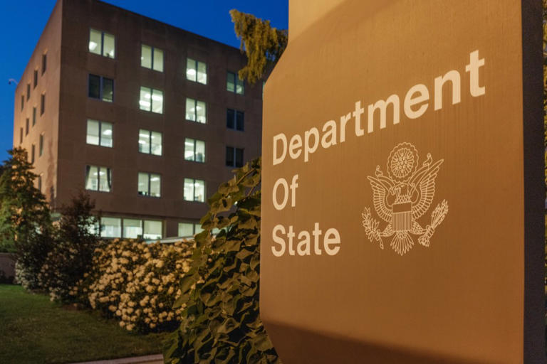 US expelled Iranian diplomats last year, State Department official says
