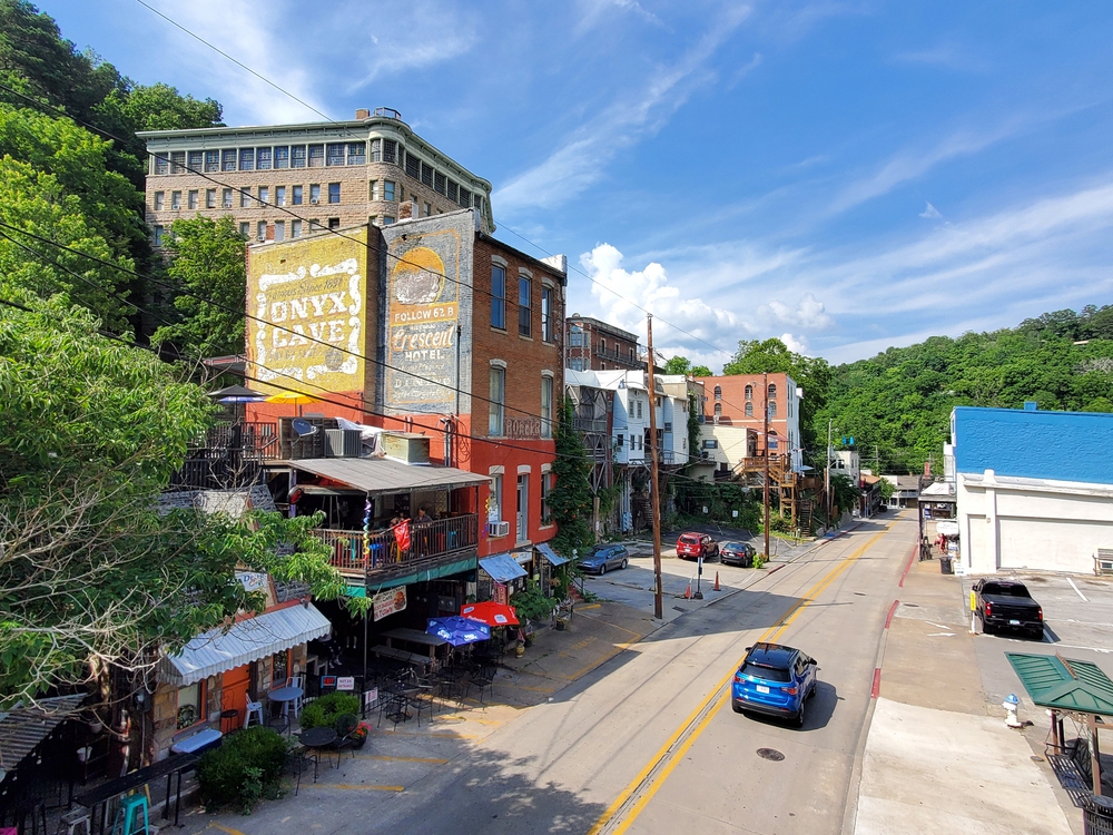 17 US towns where downtown is forgettable but the outskirts shine
