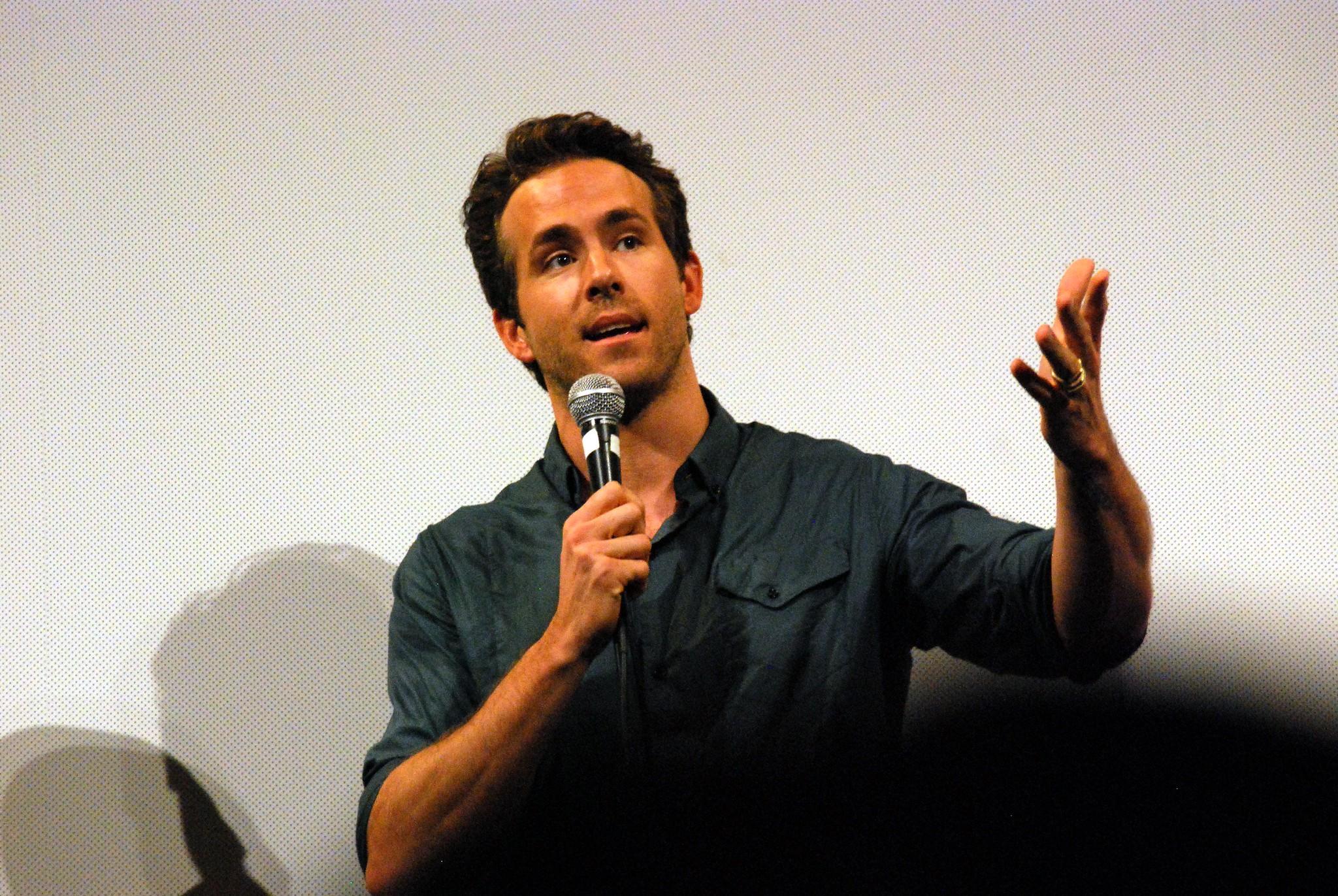 13 Canadian celebrities Americans think are American (prepare to be