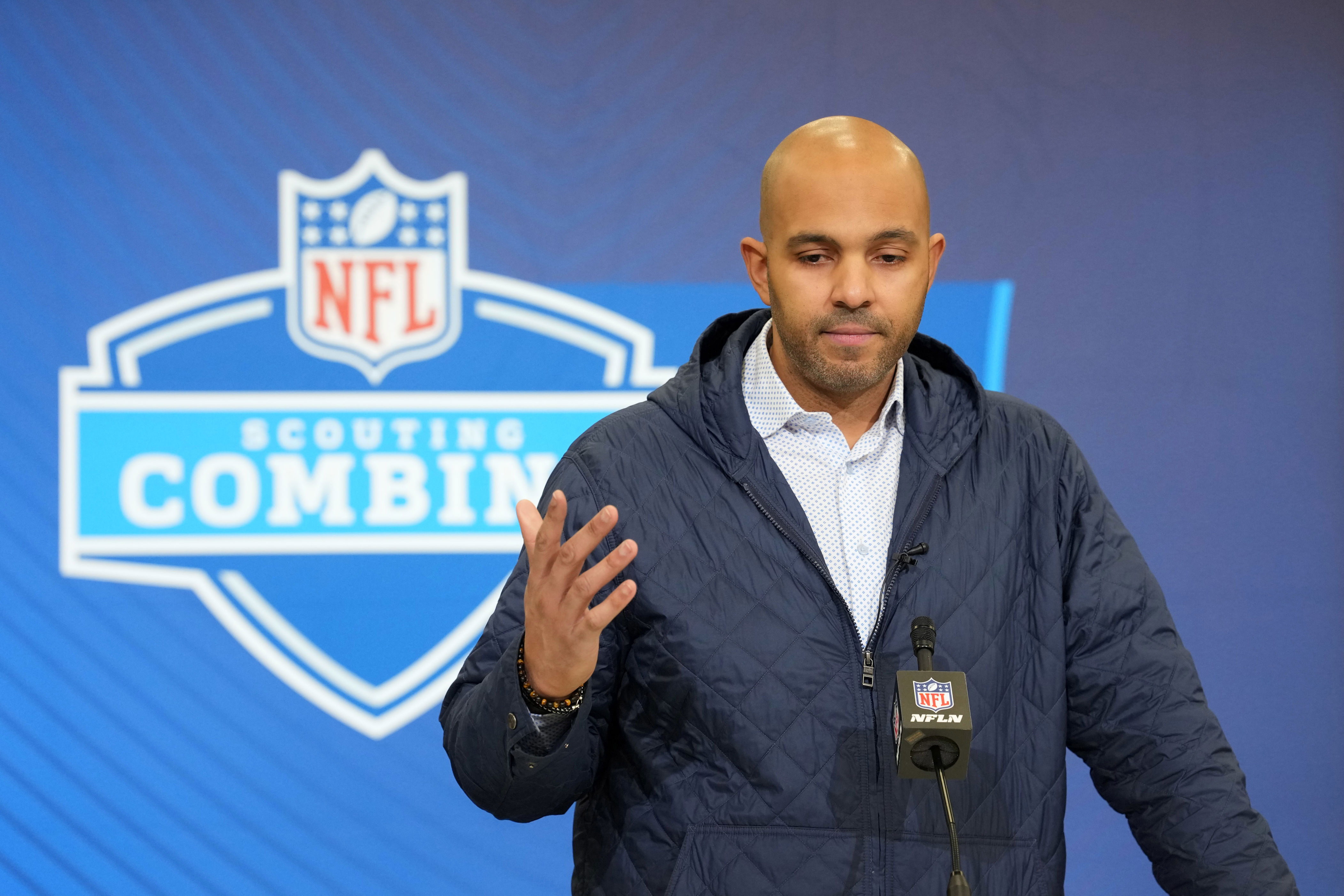 Official: Bears will not receive comp picks for Ian Cunningham