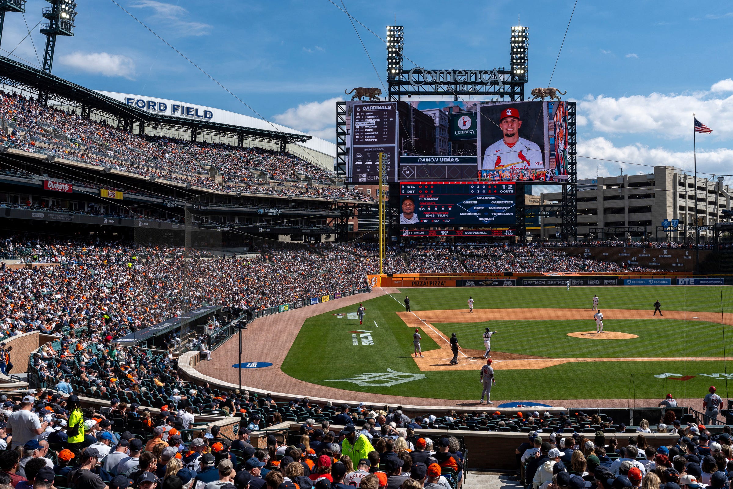 Tigers vs Cardinals on Sunday Night Baseball channel, streaming, time