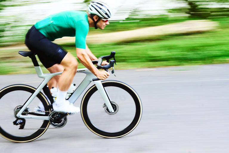 Should cyclists over 50 switch to shorter cranks?