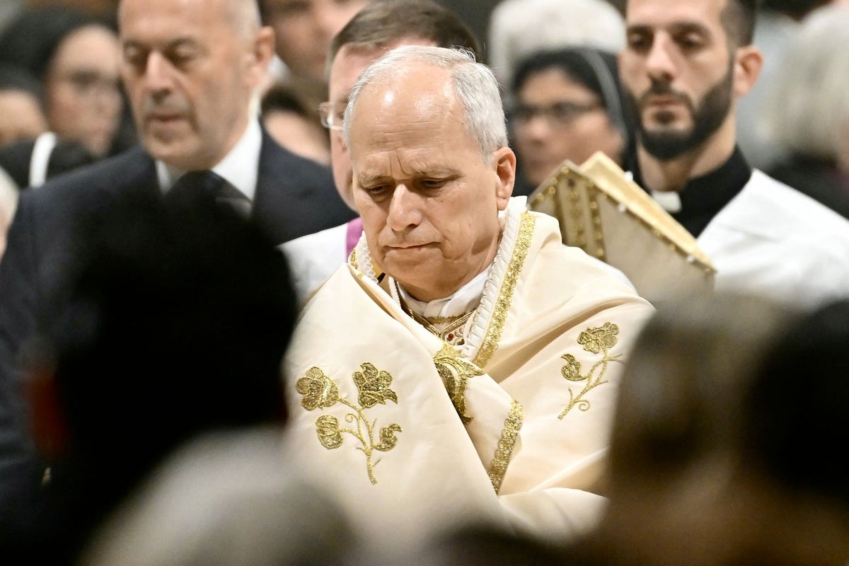 Pope revives decades-gone tradition on first Good Friday as pontiff<br>