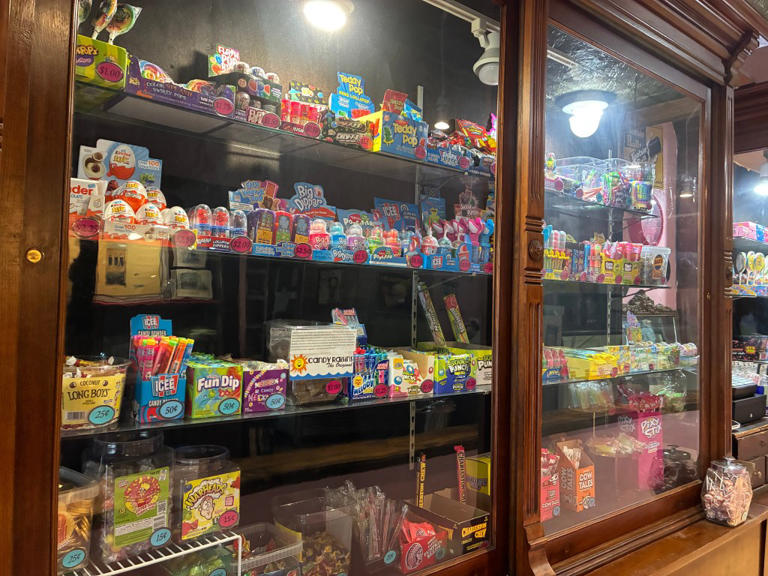 Sugar Shack Sweet Shoppe moves to historic building on 6th Street