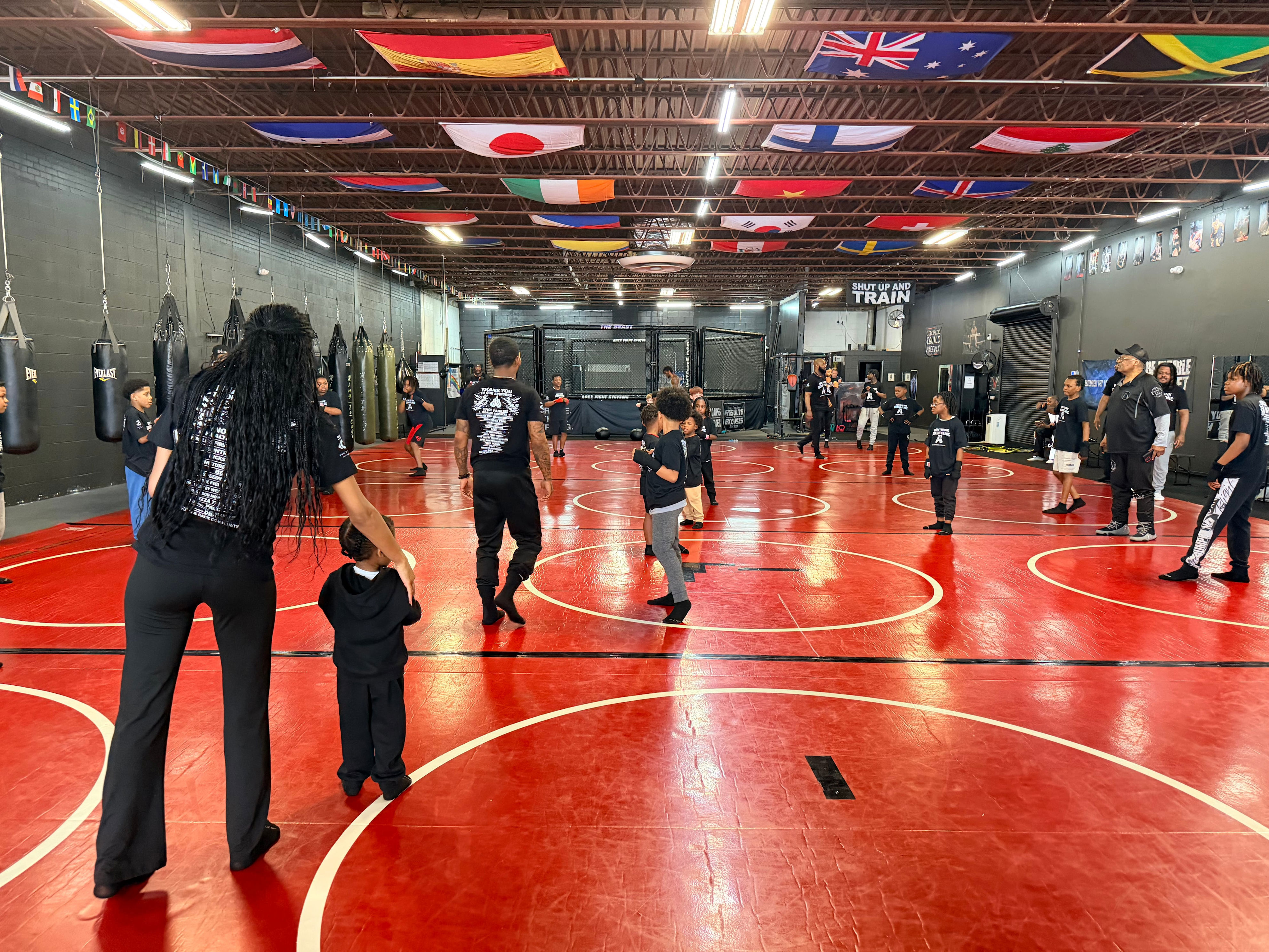 Akron youth boxing clinic offers spring break alternative
