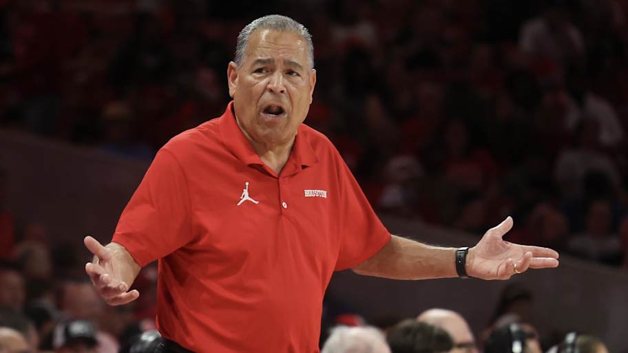 Houston Cougars should target this star in the transfer portal