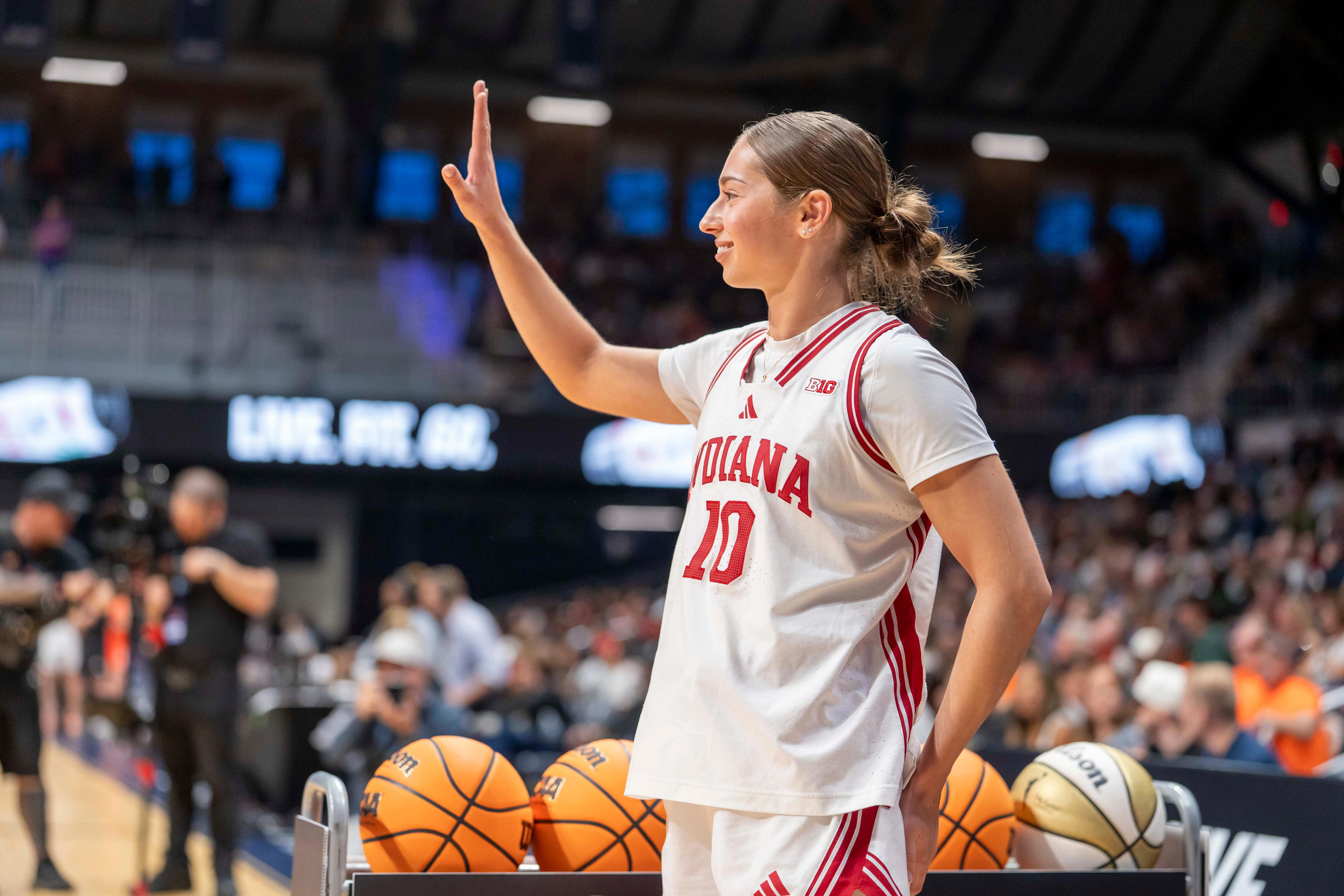 How transferring to IU women's basketball helped Shay Ciezki rediscover ...