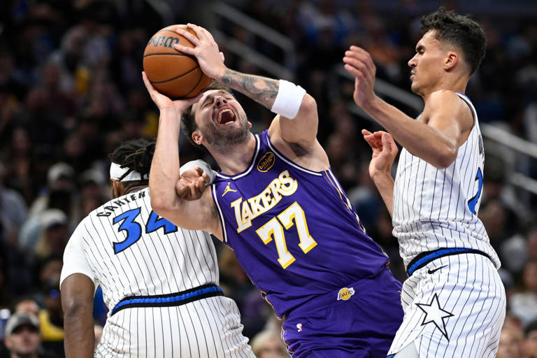 Luka Doncic se pierde el resto de la temporada regular con los Lakers ...