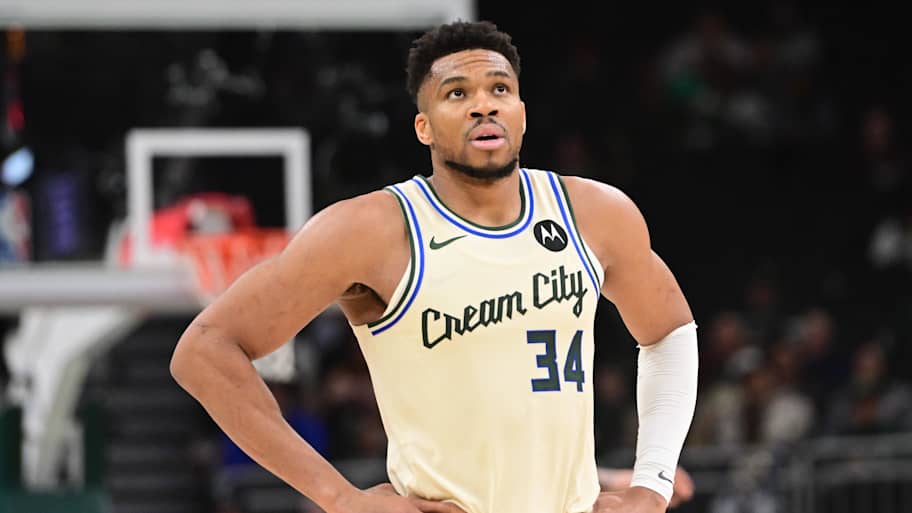 NBA Investigating Bucks as Giannis, Bucks Issues Flare Up Again<br><br>