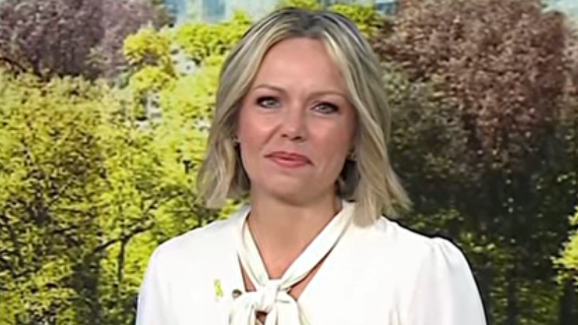 Dylan Dreyer makes a statement in chic bow mini dress and daring high heels<br><br>