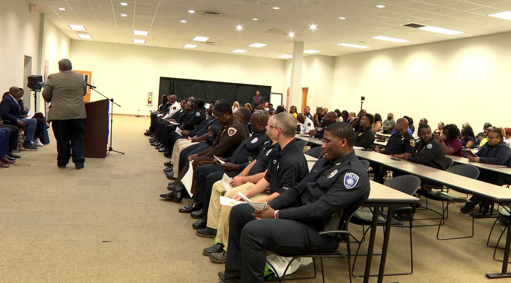 Jackson-area law enforcement graduates new class of crisis intervention ...