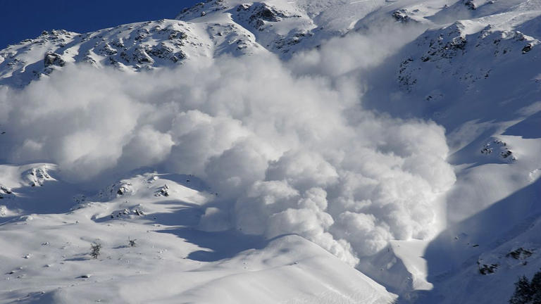 Eine Lawine wurde in den Stubaier Alpen ausgelöst (Symbolbild).