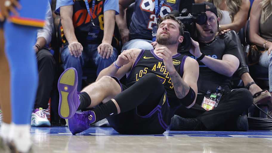 Luka Dončić injury update is devastating news for streaking Lakers