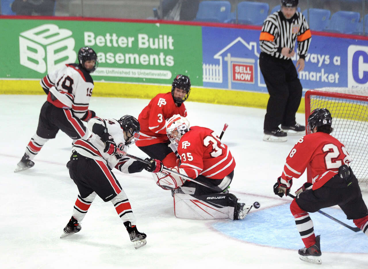 Fairfield Prep students investigated for antisemitic posts against New Canaan hockey team: Officials<br><br>